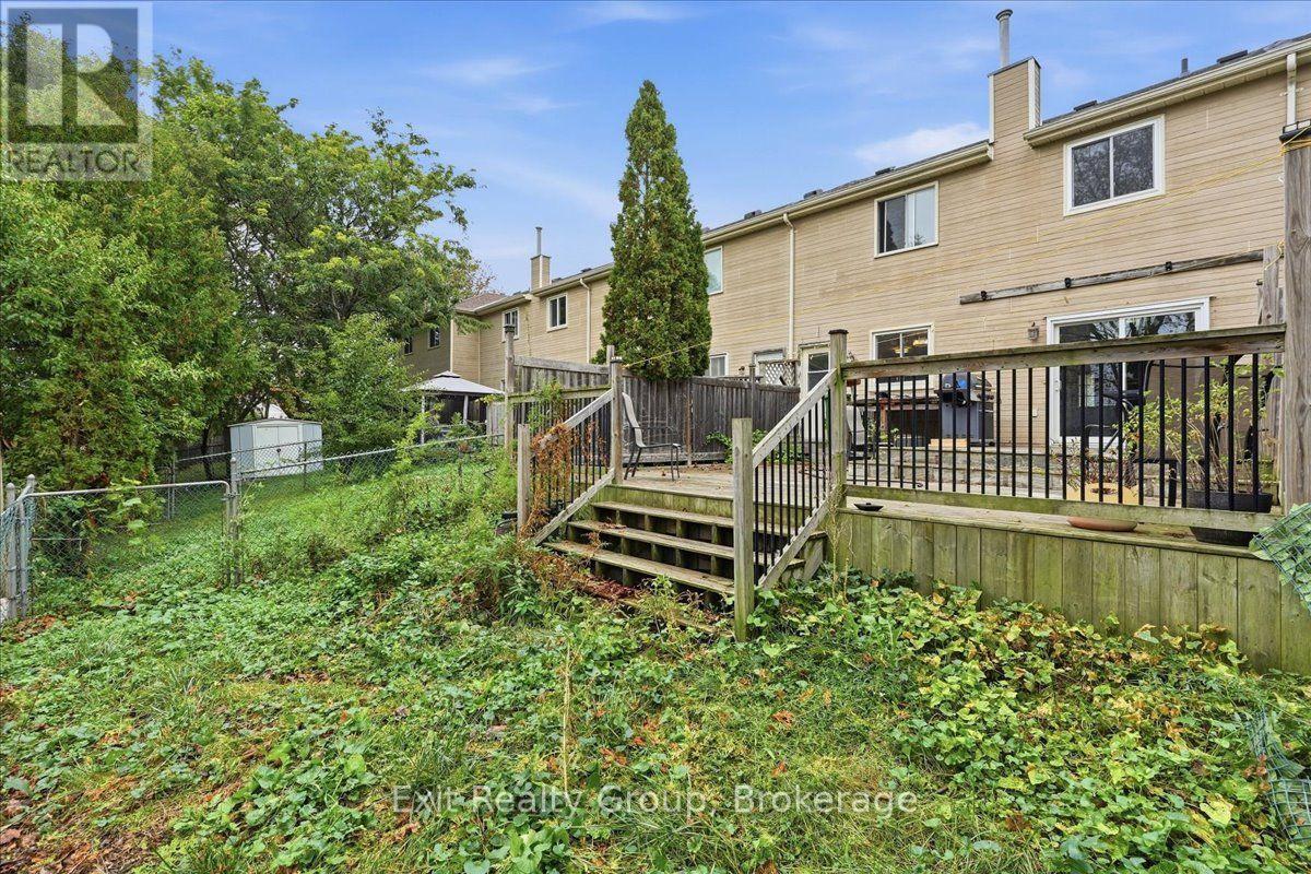850 Littlestone Crescent, Kingston, ON photo 28