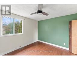 Bedroom 2 - 850 Littlestone Crescent, Kingston, ON K7M8L6 Photo 11