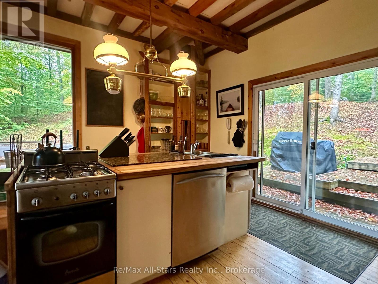 1005 MCARTHUR POINT ROAD - 4