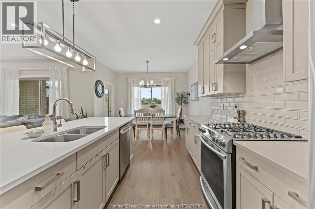 209 MULLEN CRESCENT - 10