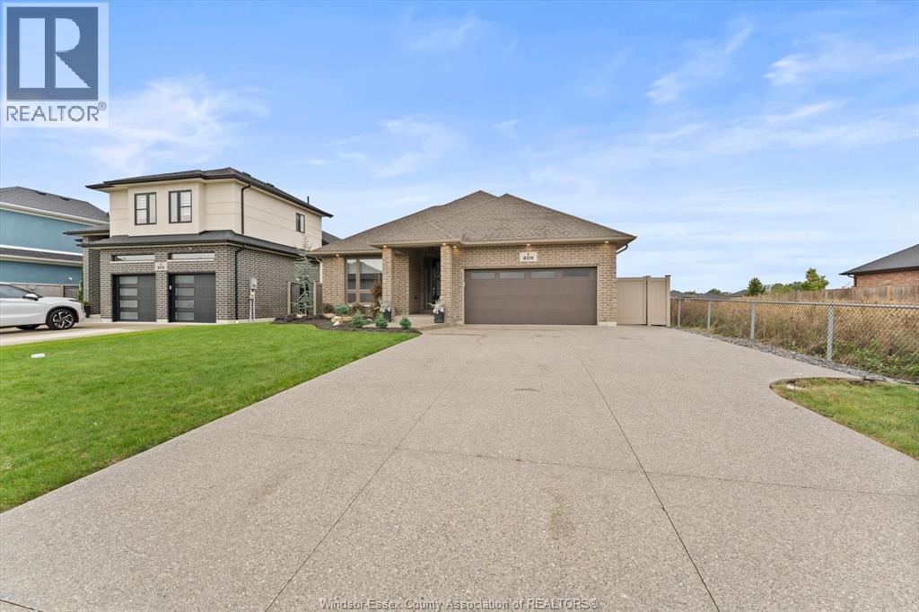 209 MULLEN CRESCENT - Image 3