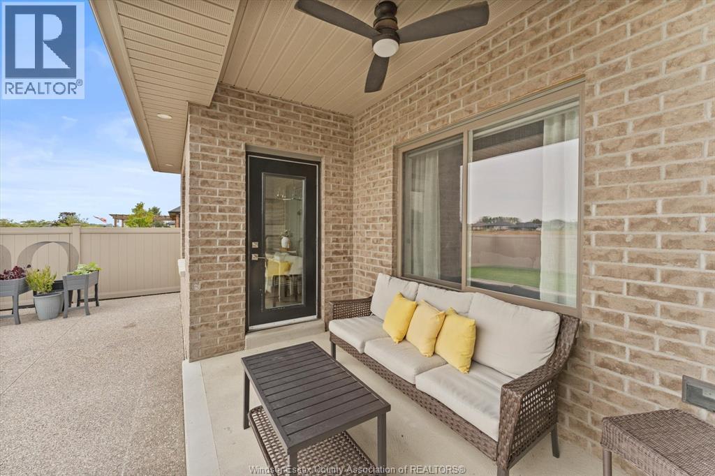 209 MULLEN CRESCENT - 27