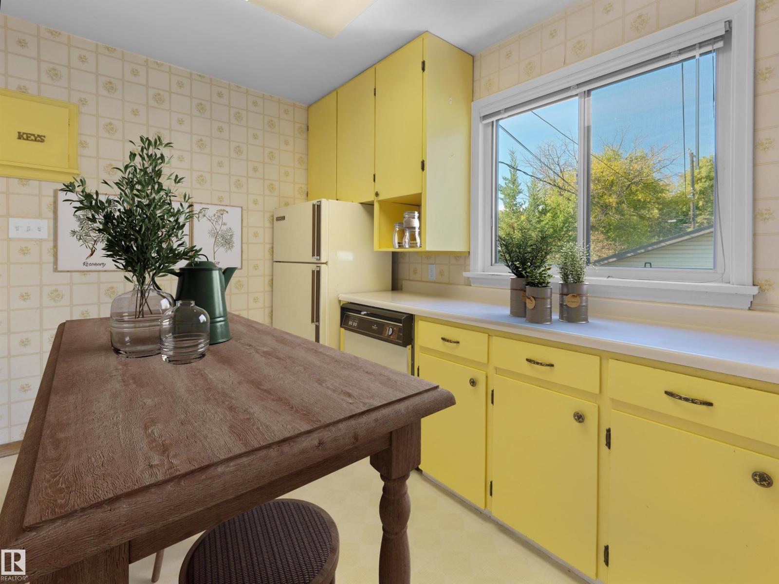 6810 110 ST NW - Image 11