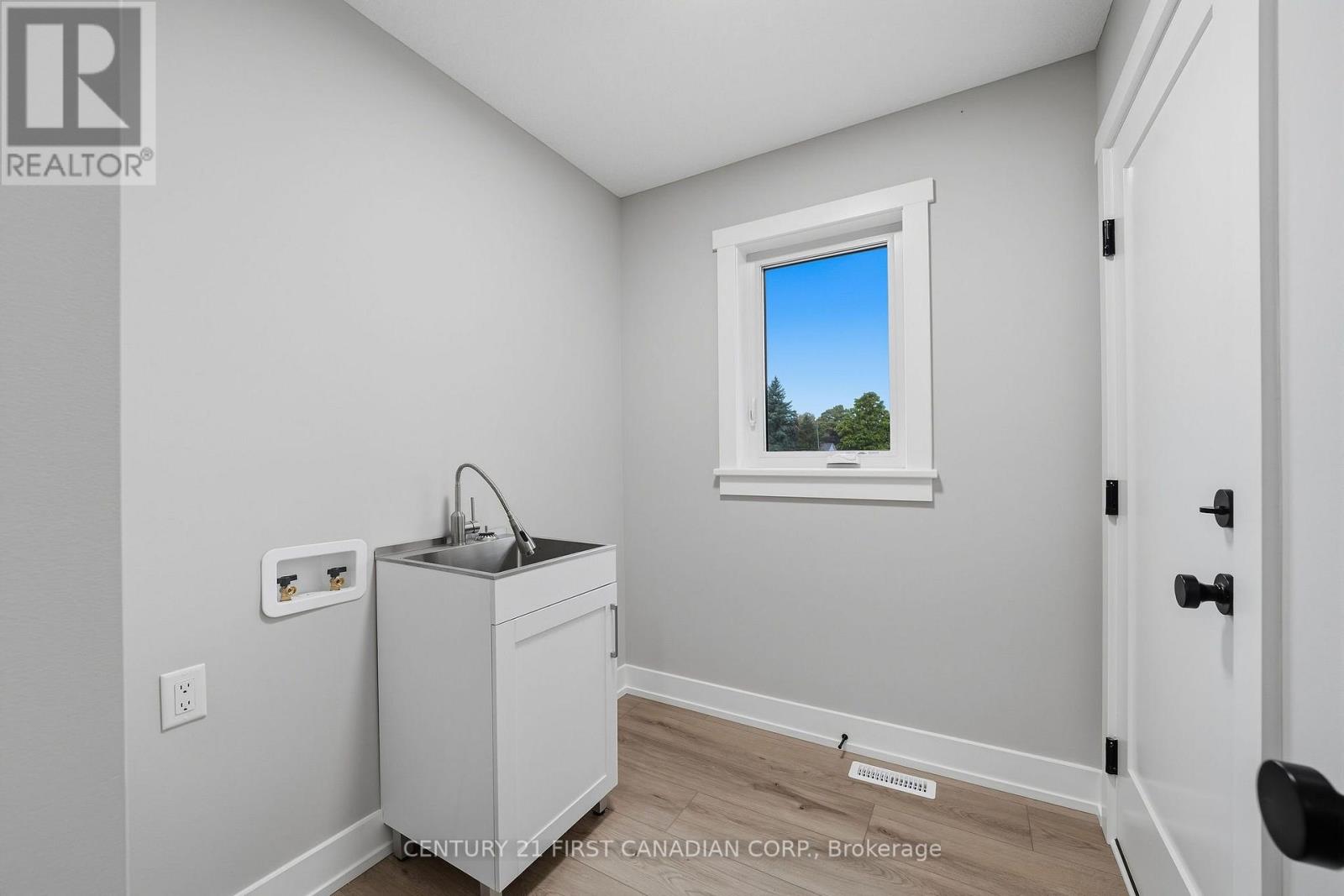 5 DOERR COURT - 25