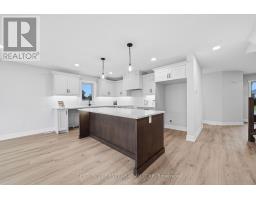5 Doerr Court, North Middlesex, ON N0M1A0 Photo 12