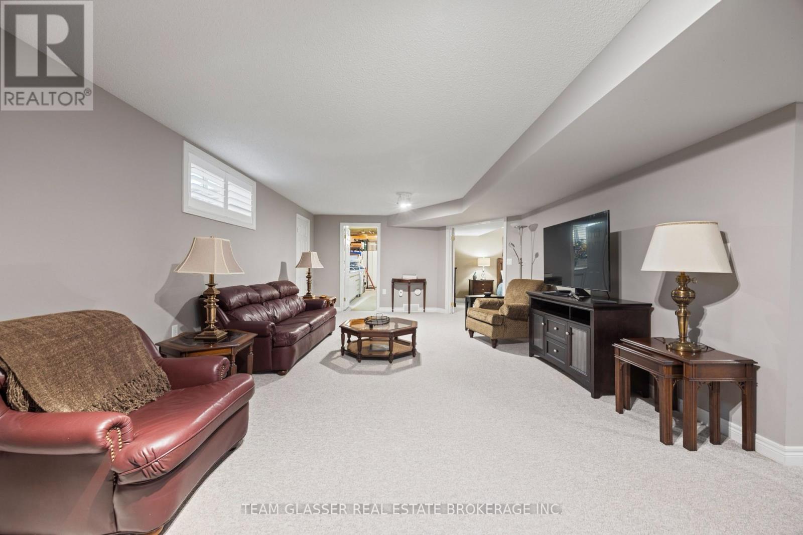 #139 2025 MEADOWGATE BOULEVARD - Image 30