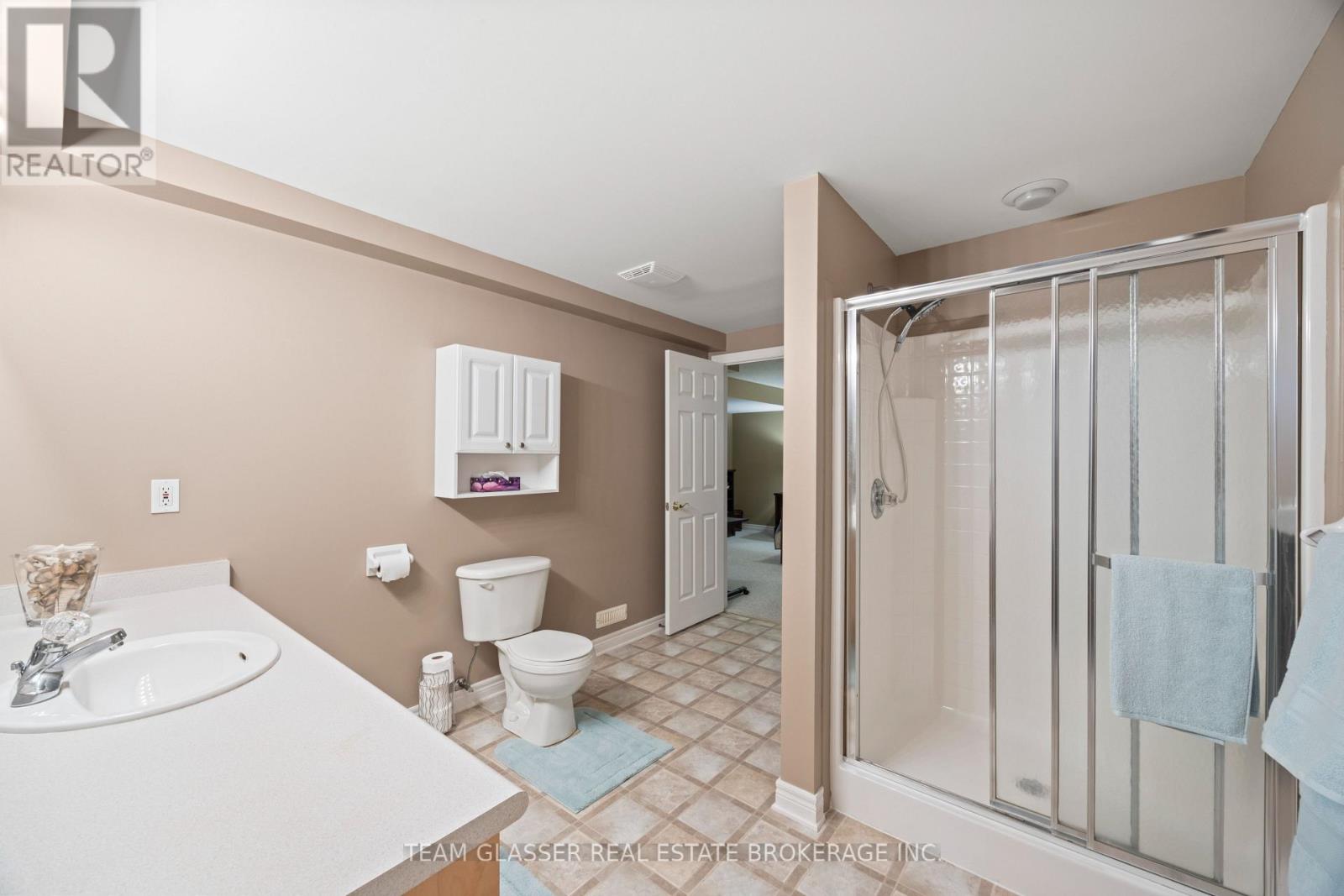 #139 2025 MEADOWGATE BOULEVARD - Image 34