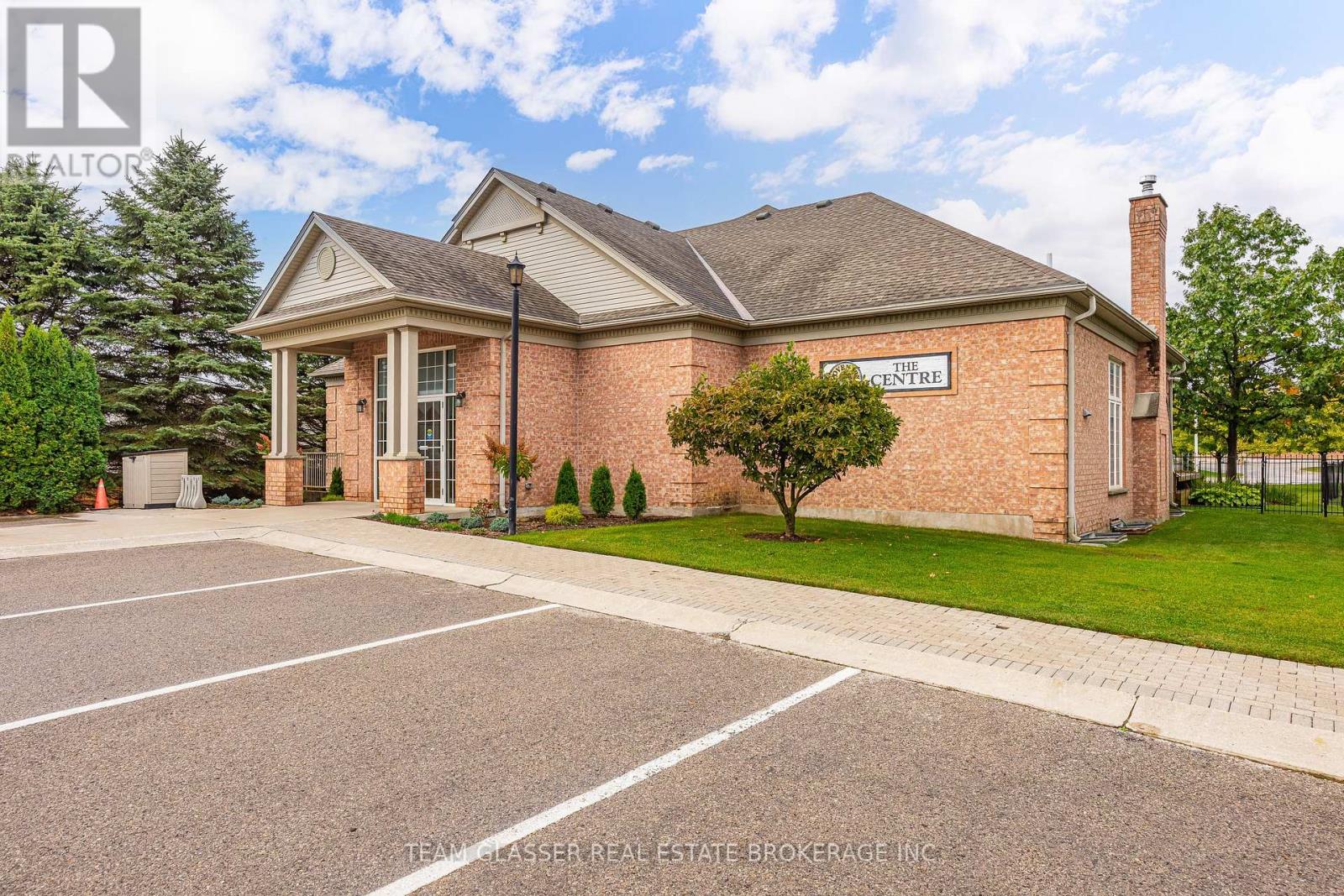 #139 2025 MEADOWGATE BOULEVARD - Image 42