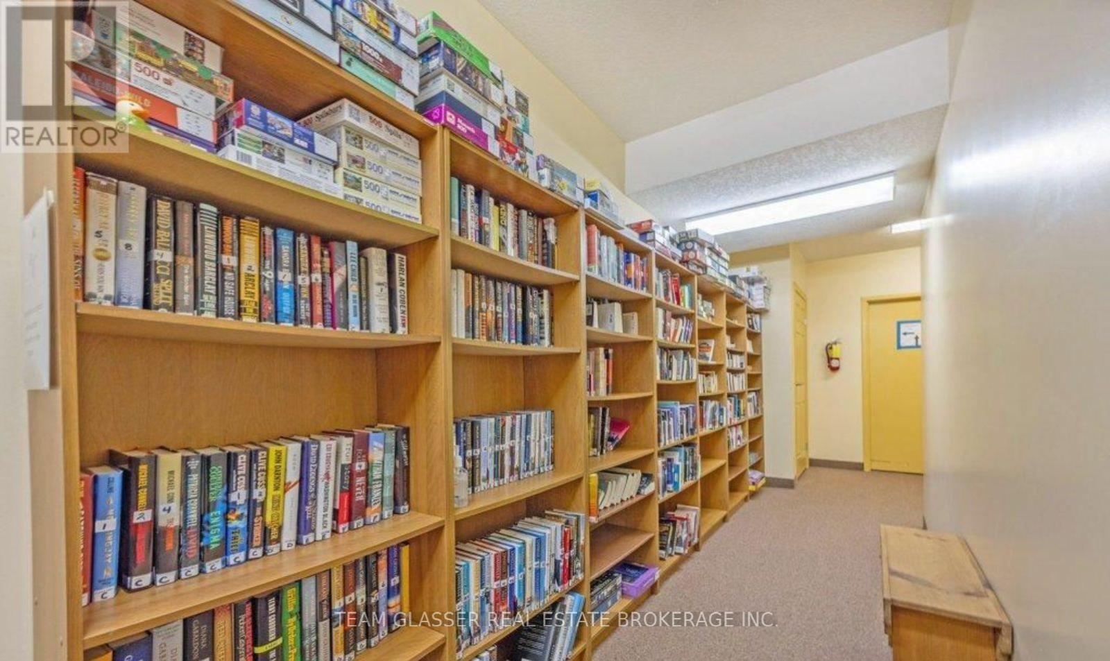 #139 2025 MEADOWGATE BOULEVARD - Image 46