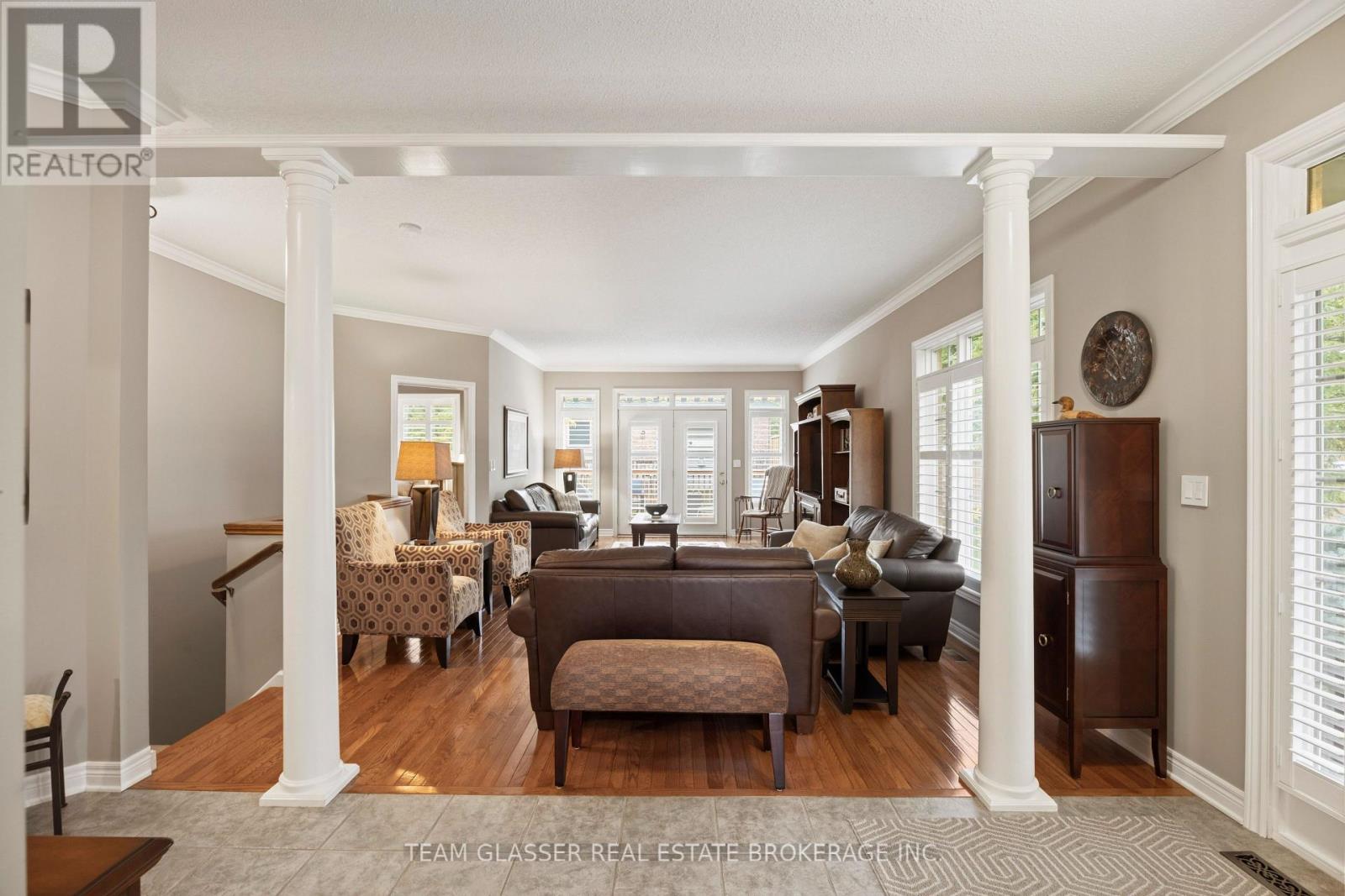 #139 2025 MEADOWGATE BOULEVARD - Image 7