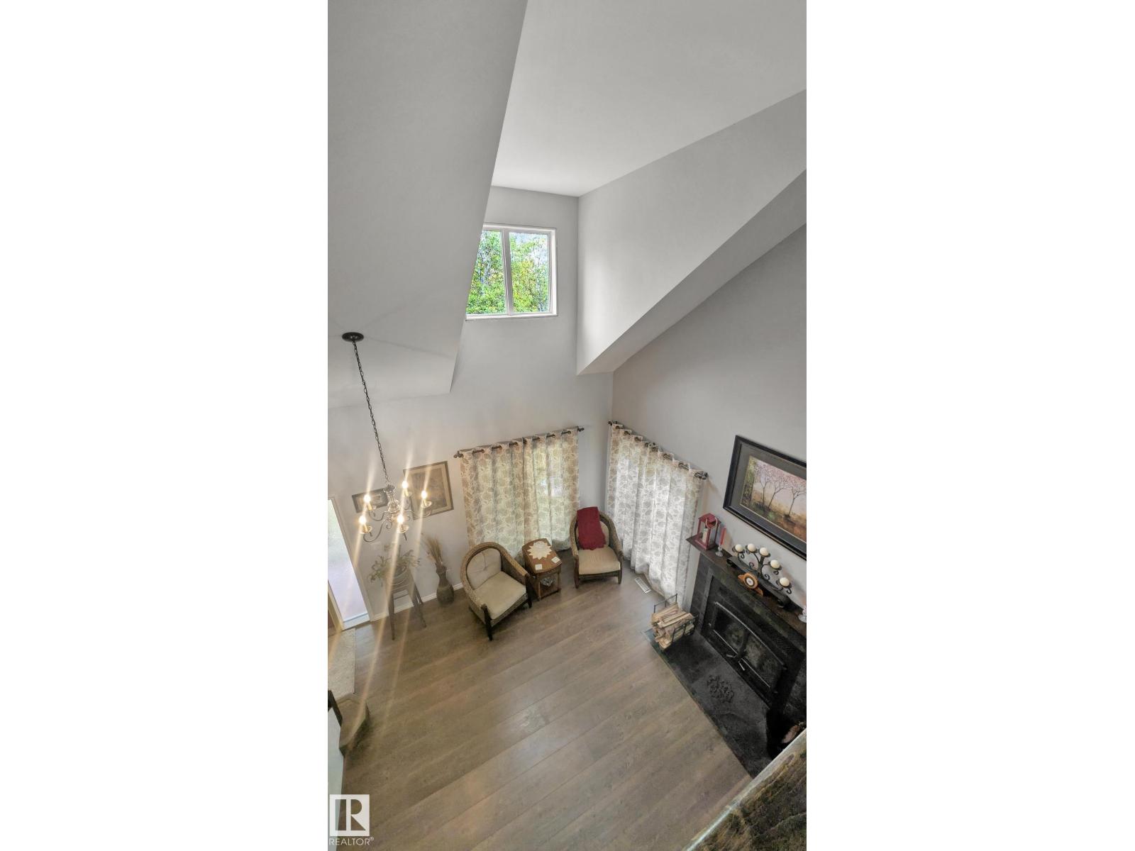#222 / 220 58532 Rge Rd 113 - 23