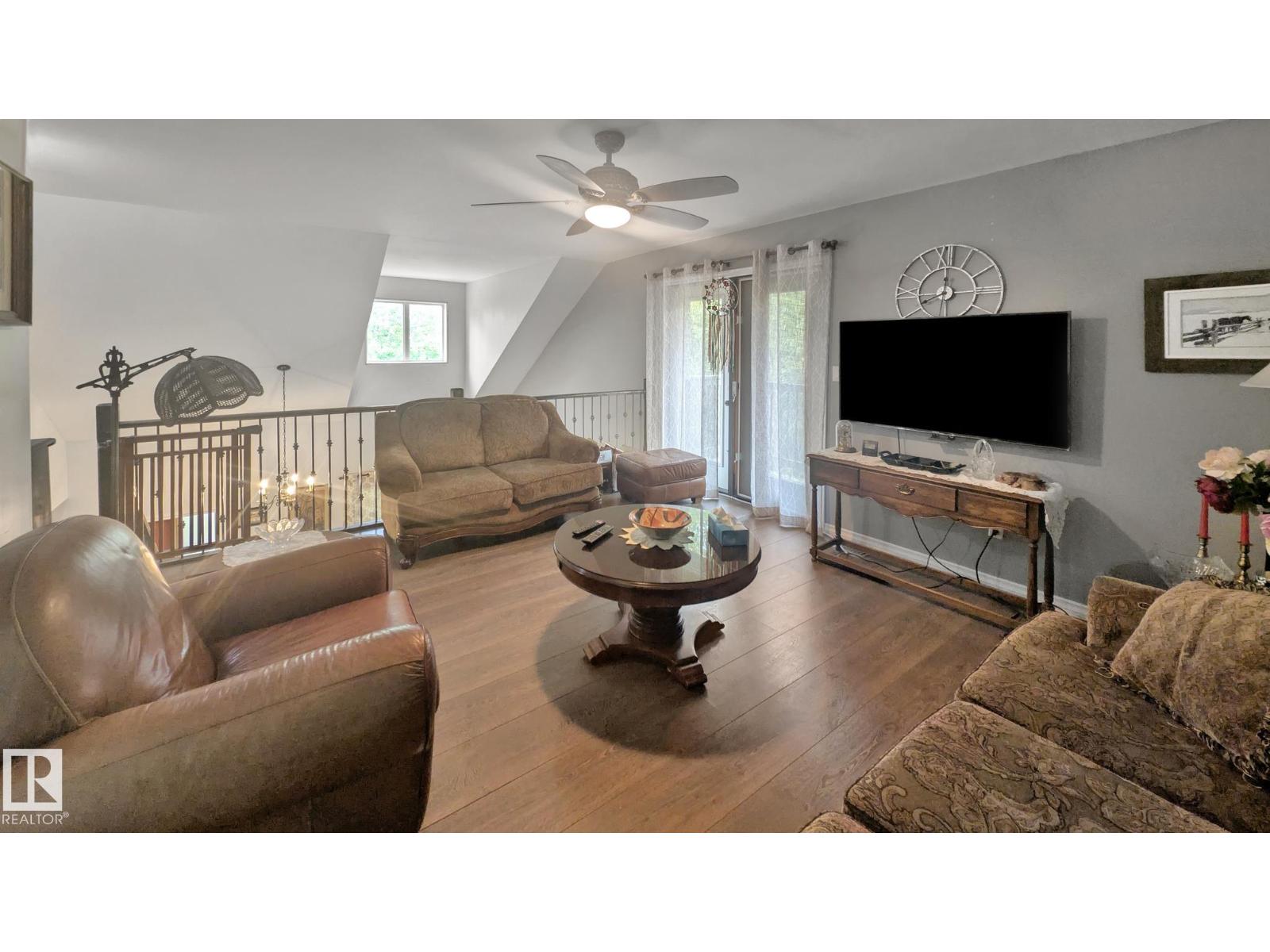 #222 / 220 58532 Rge Rd 113 - 33