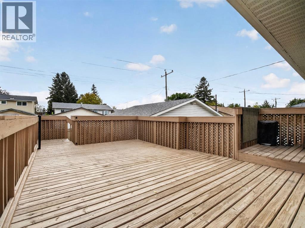 640 Maidstone Drive NE - 32