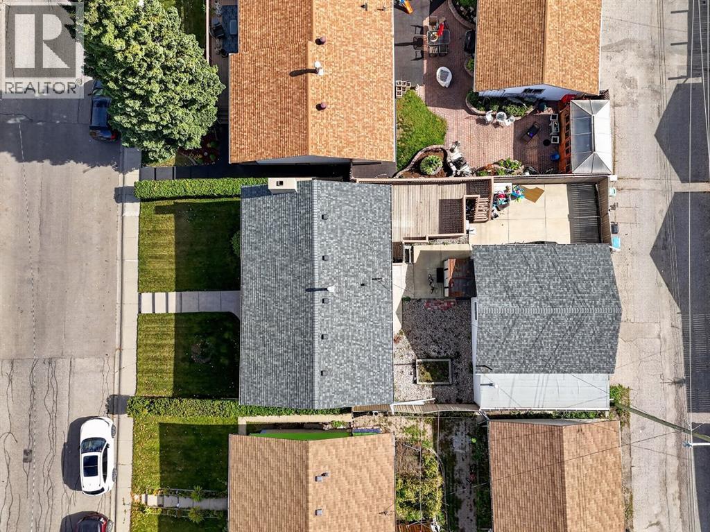 640 Maidstone Drive NE - 38