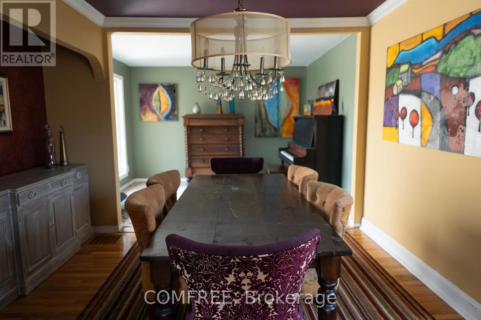 421 GREENWOOD AVENUE - 8
