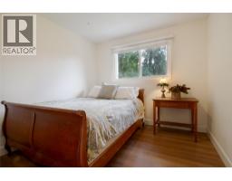 1621 Birch Drive, Revelstoke, BC V0E2S1 Photo 16