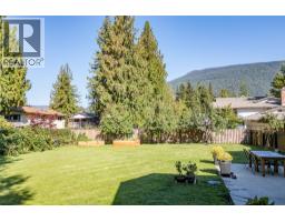 1621 Birch Drive, Revelstoke, BC V0E2S1 Photo 34