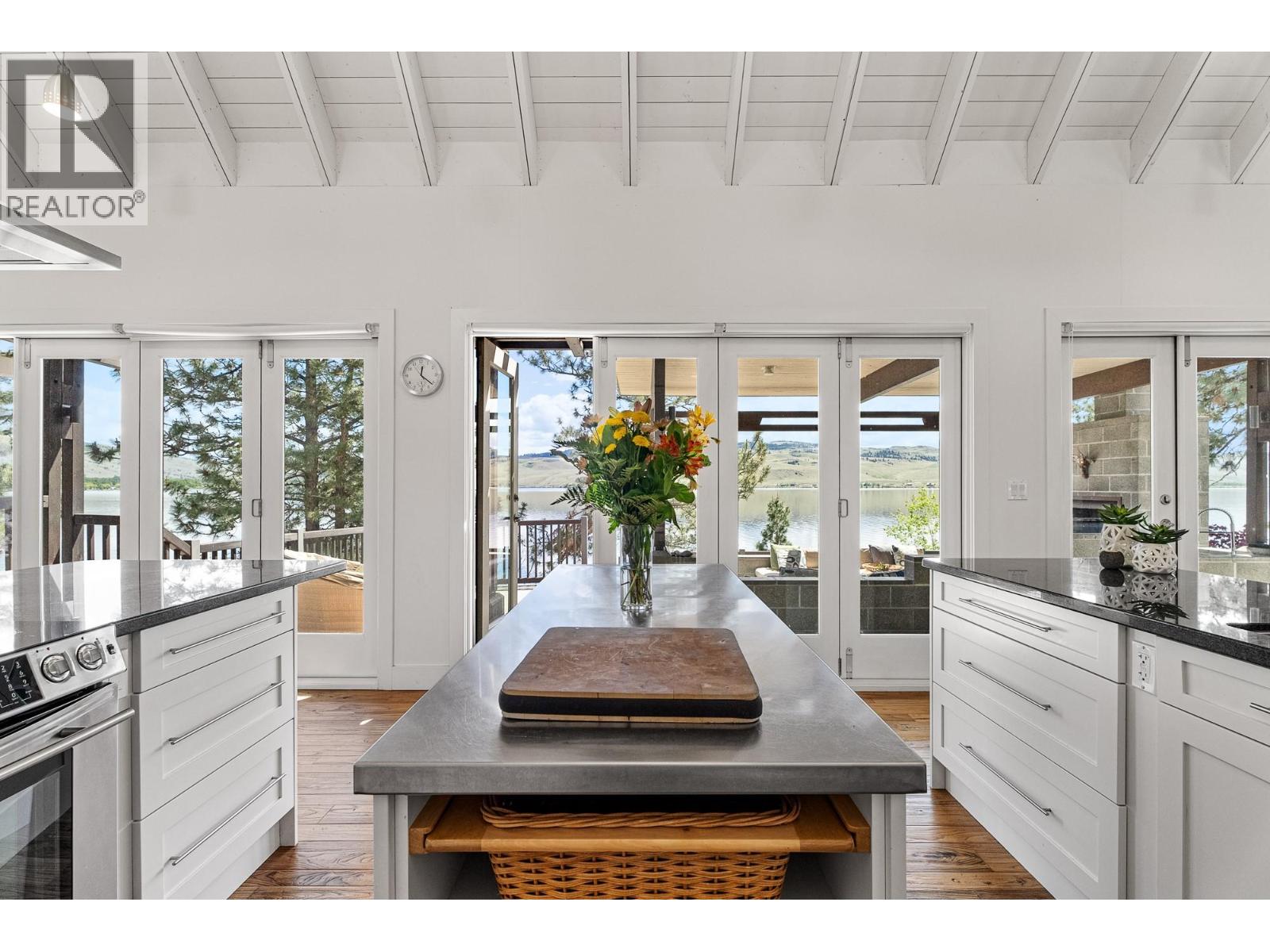 6588 Monck Park Road - Image 29