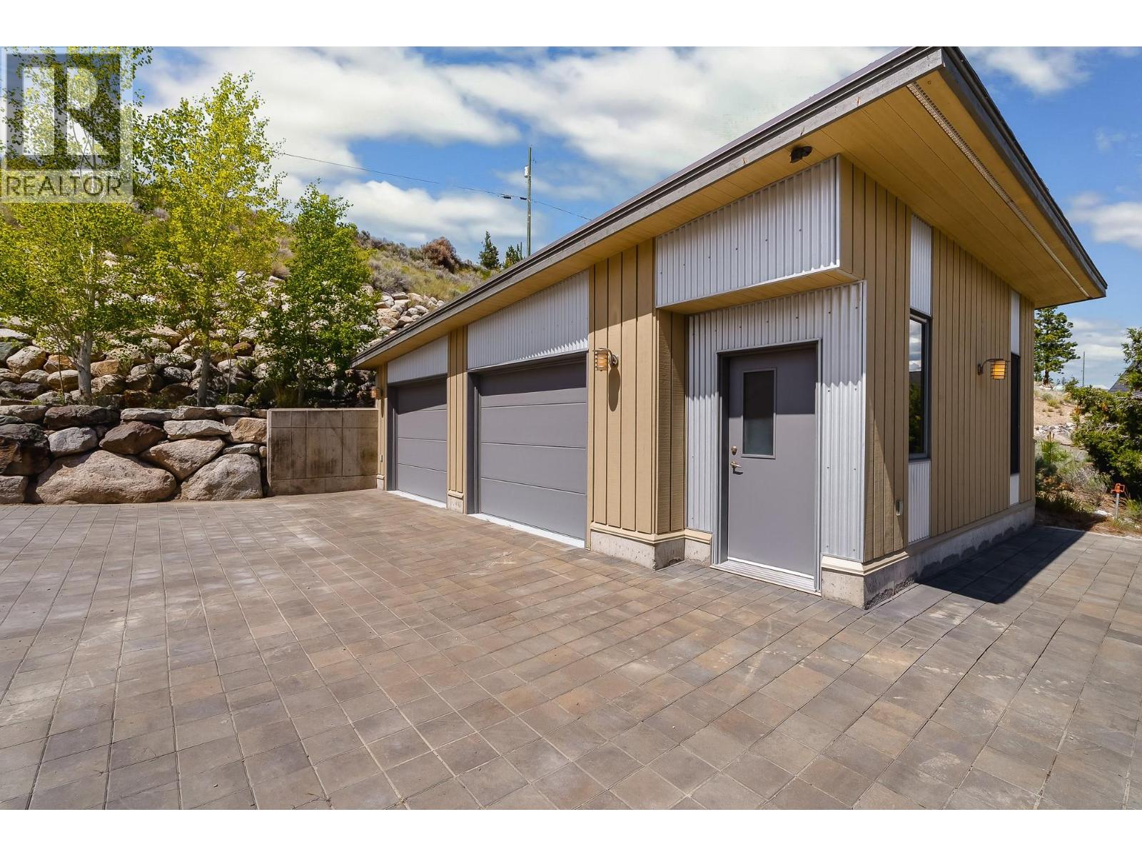 6588 Monck Park Road - Image 4