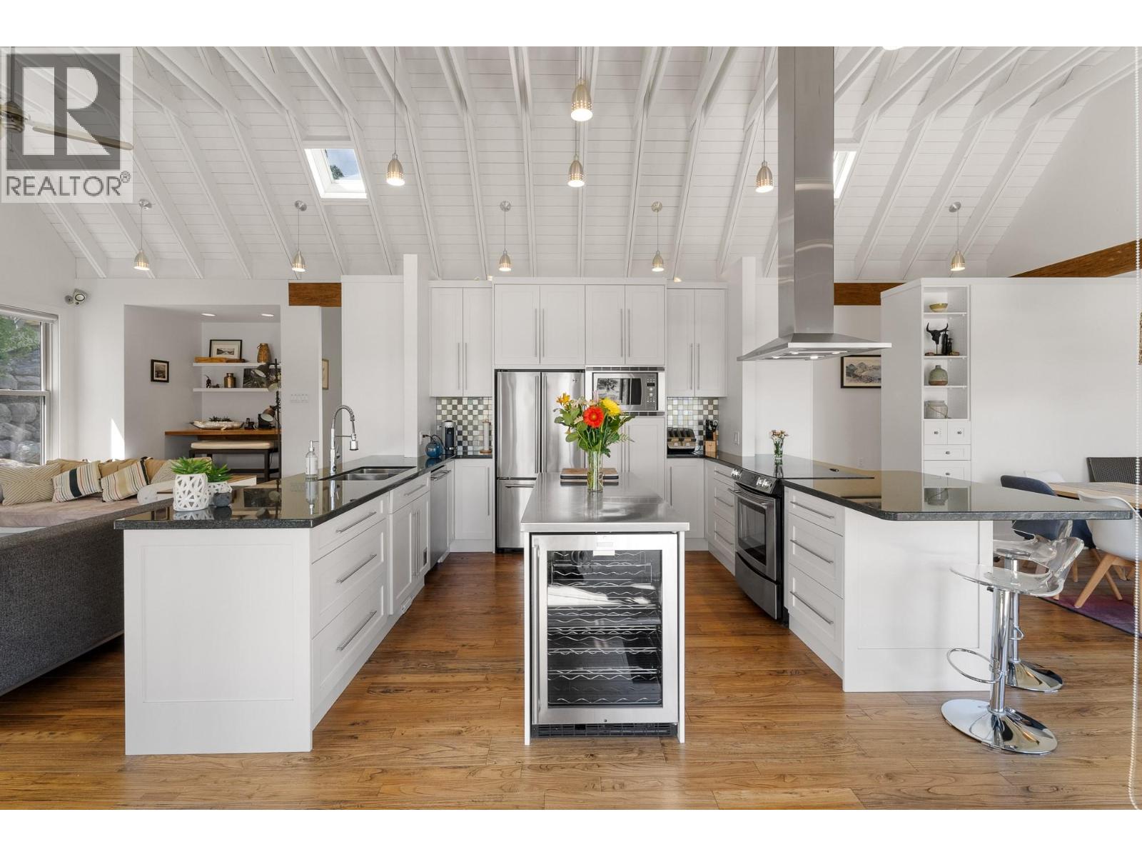 6588 Monck Park Road - Image 35