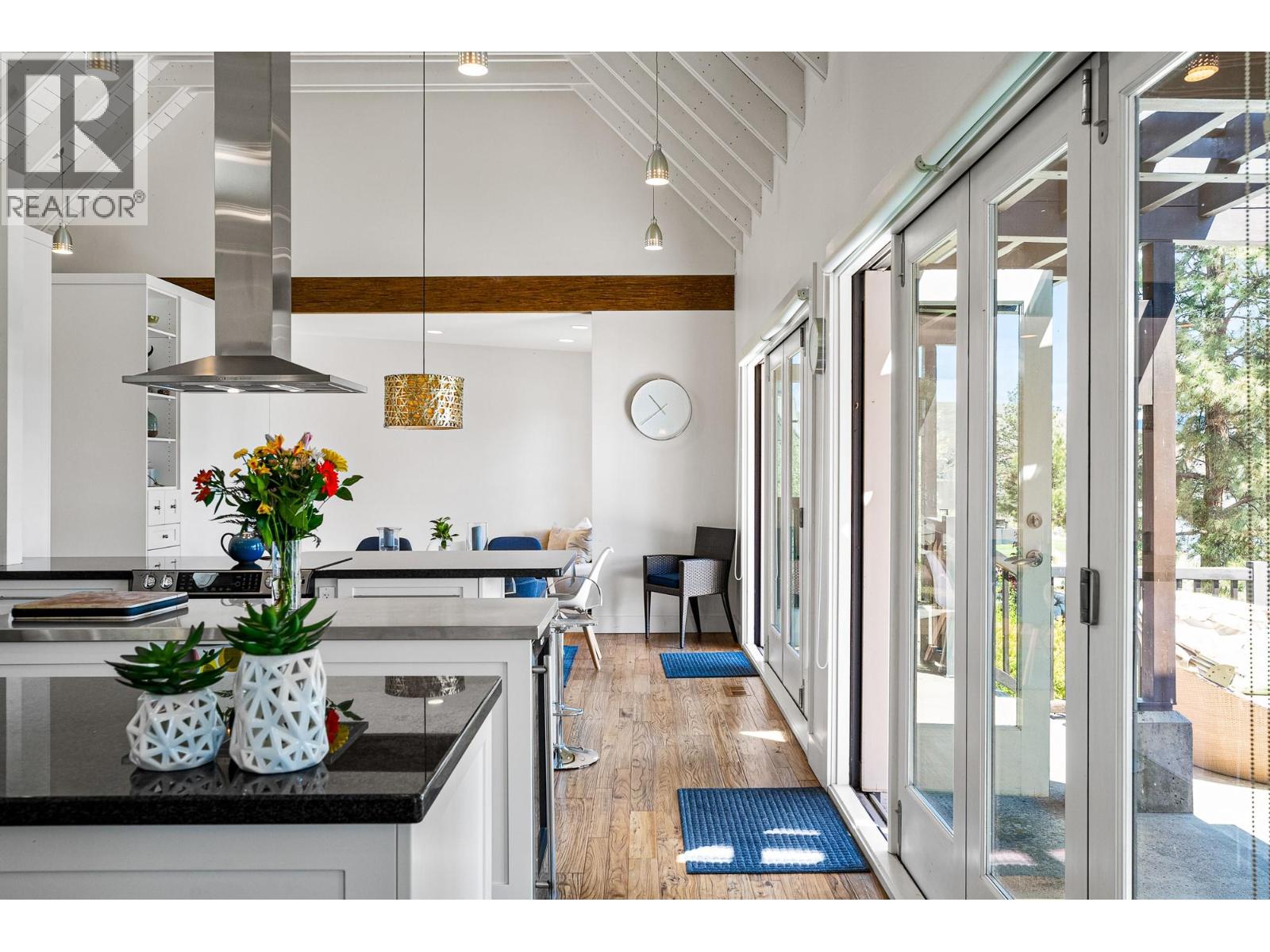 6588 Monck Park Road - 41