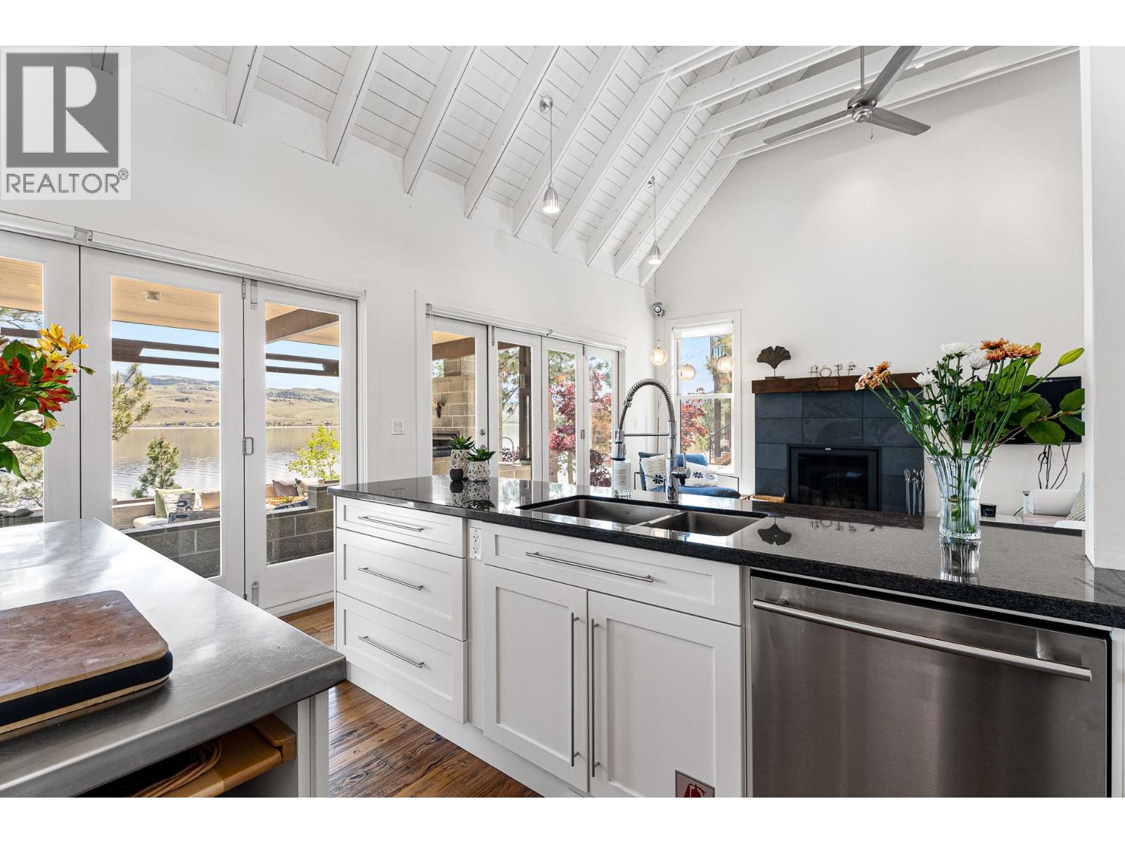 6588 Monck Park Road - Image 30