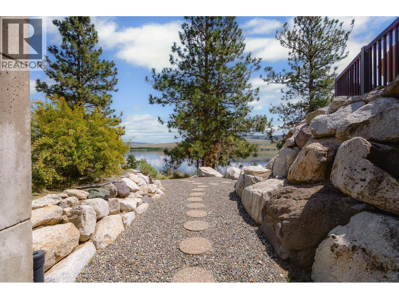 6588 Monck Park Road - 80