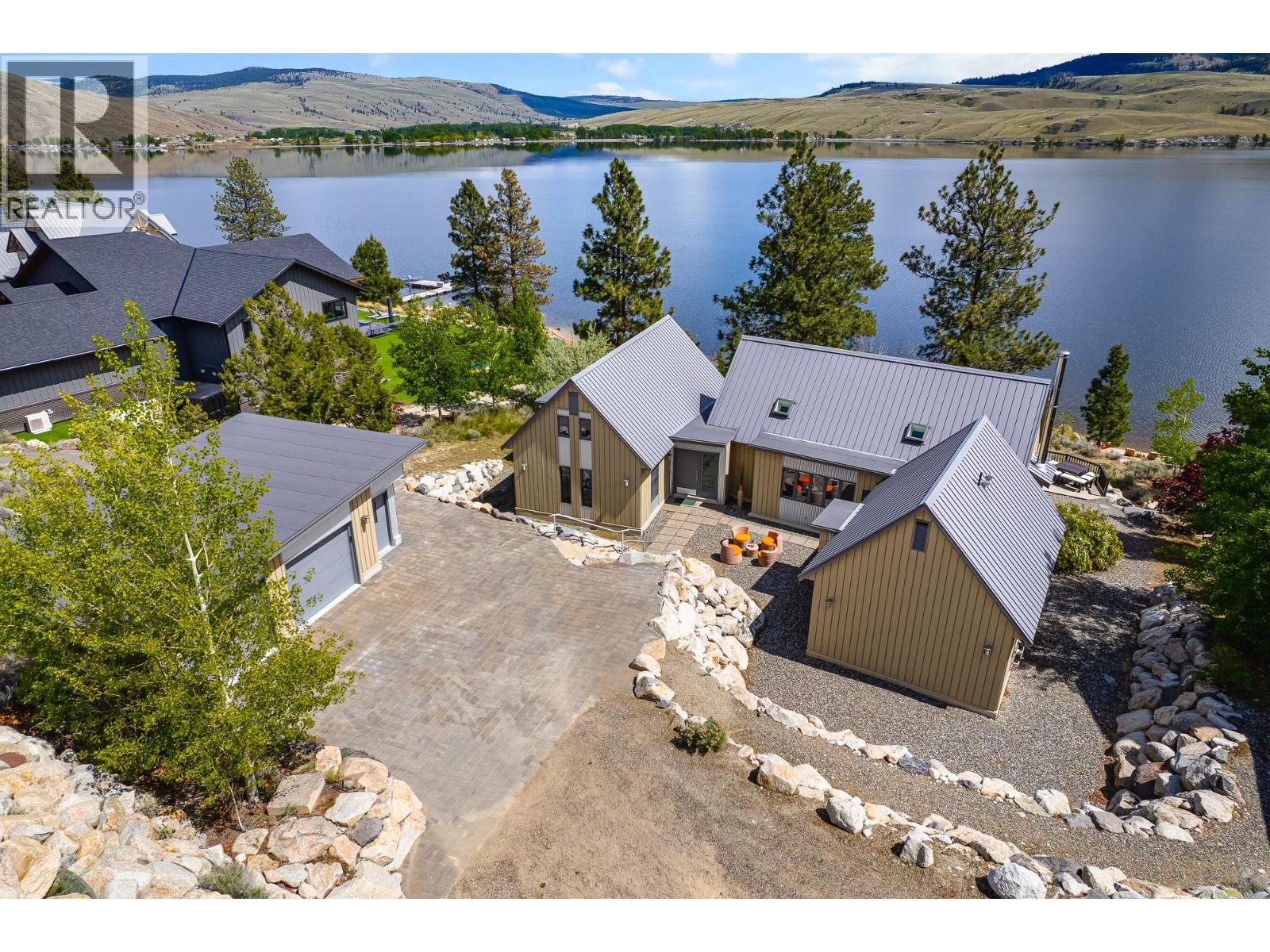 6588 Monck Park Road - 1