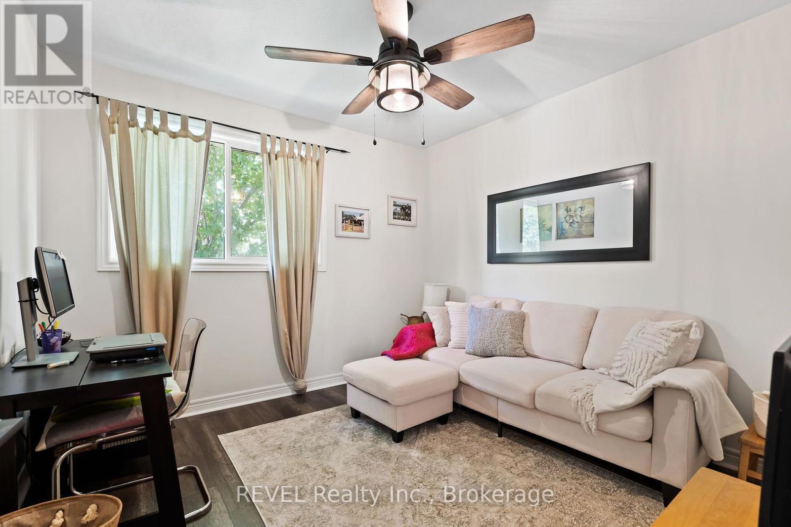 98 DEBORA DRIVE - Image 32