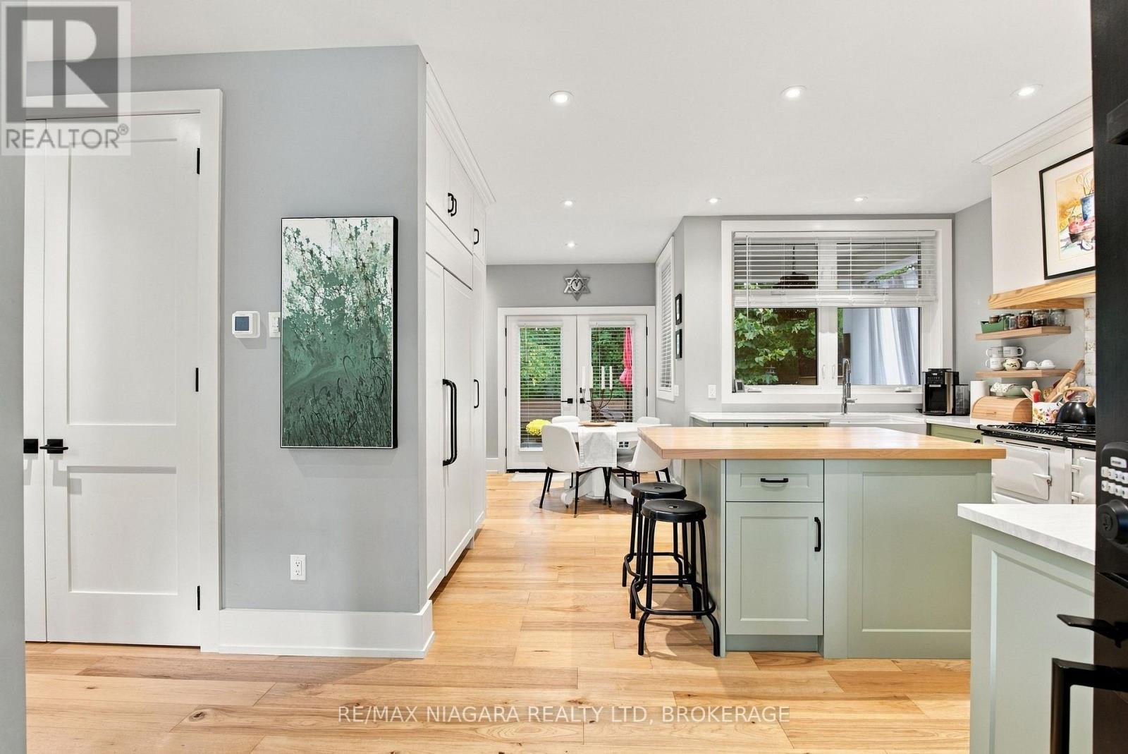 11 WILBERFORCE AVENUE - 8
