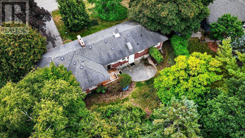 1531 DUNCAN ROAD - 44