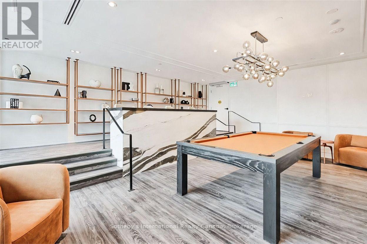 #412 556 MARLEE AVENUE - 22