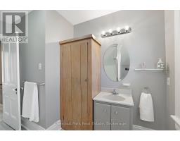 755 4th Avenue E, Owen Sound, ON N4K2N5 Photo 35