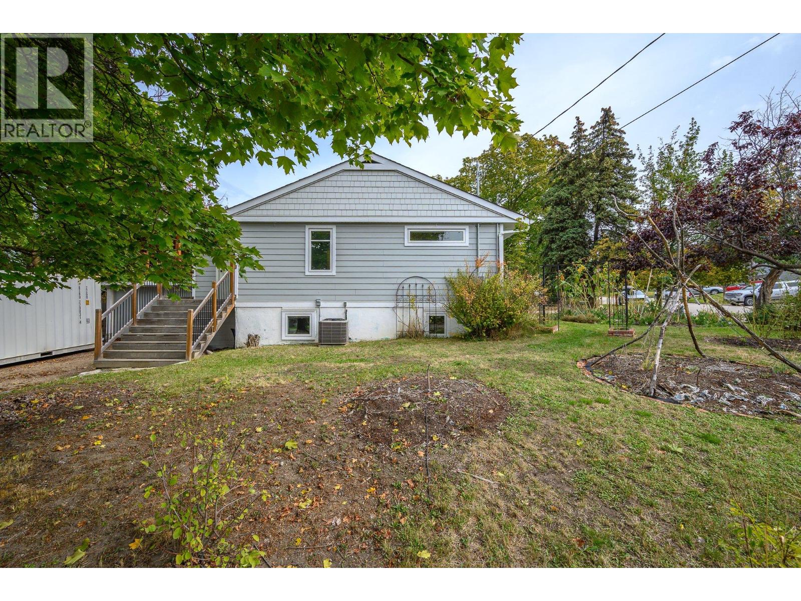 2003 30 Avenue - 45