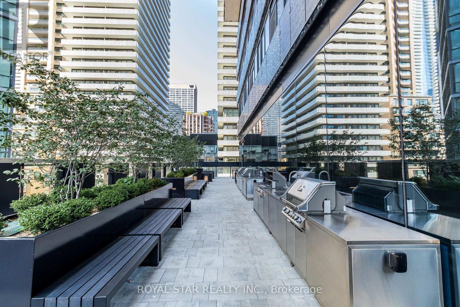 1304- 55 Charles Street East, Toronto, ON photo 32