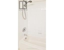 1410 - 24 Wellesley Street W, Toronto, ON M4Y2X6 Photo 14
