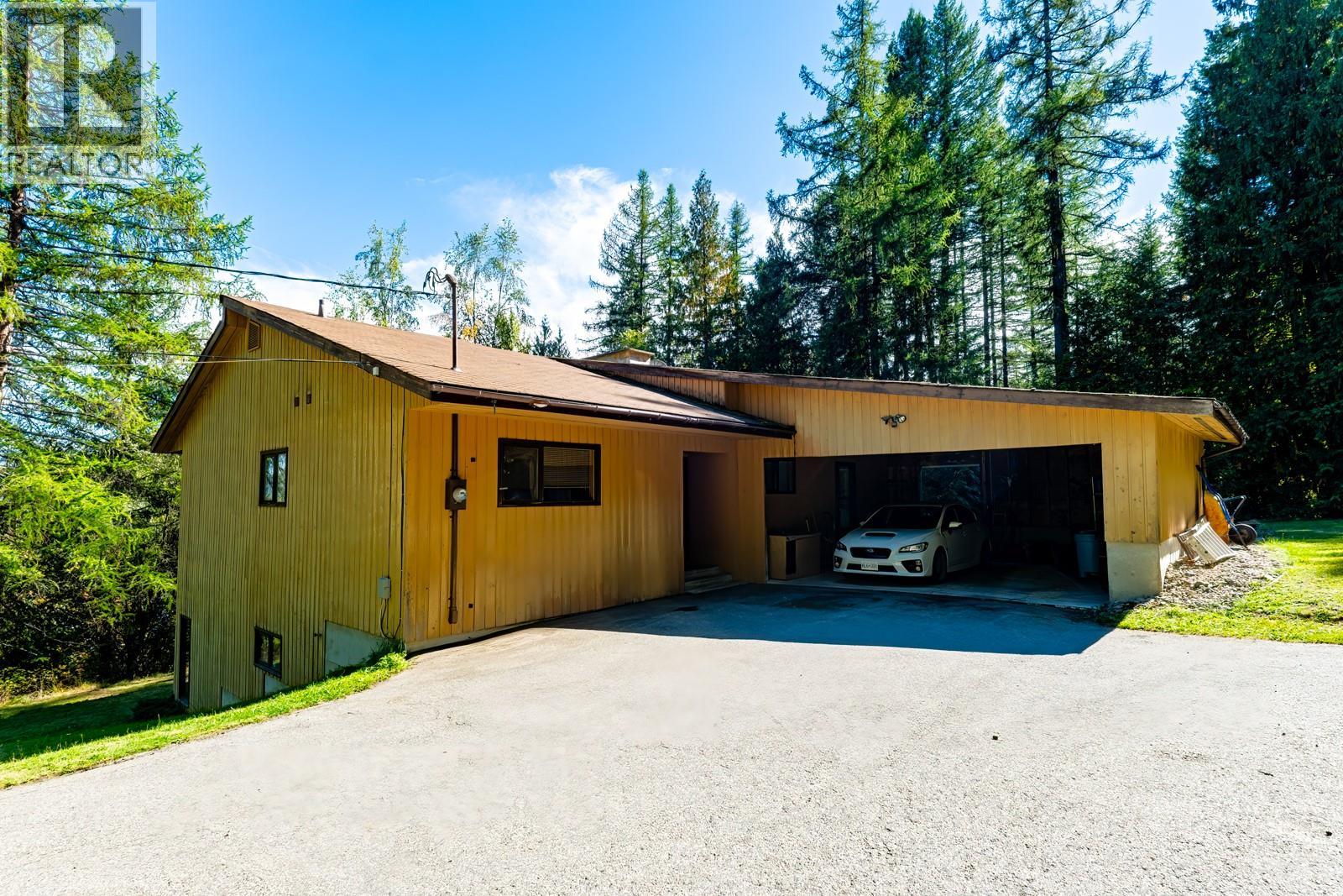 807 Spokane Street - 10