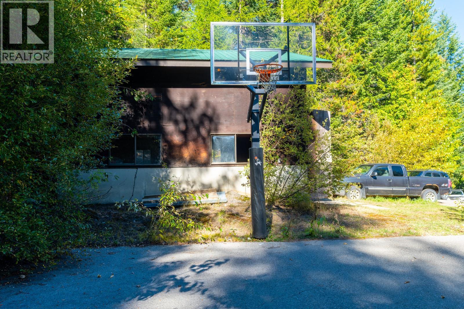807 Spokane Street - Image 11