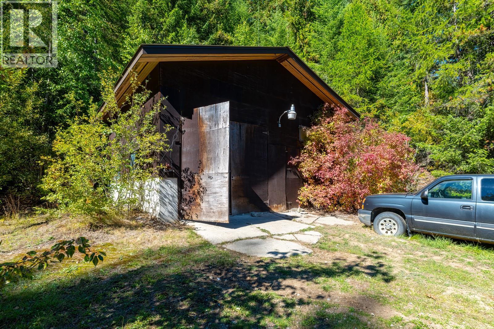 807 Spokane Street - 12