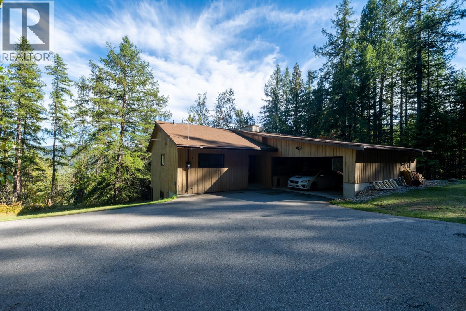 807 Spokane Street - 3