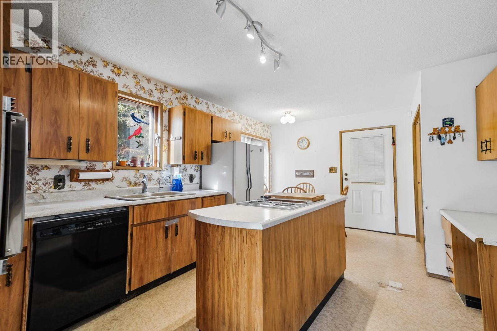 807 Spokane Street - 39