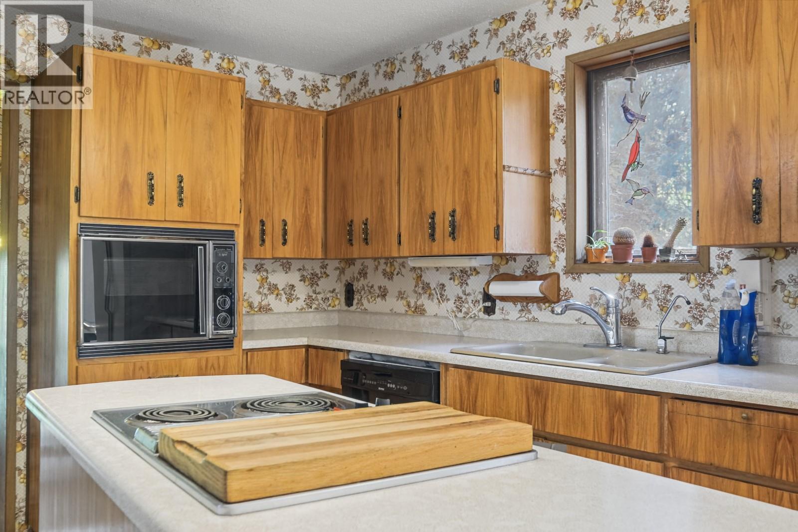807 Spokane Street - 42