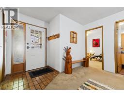 807 Spokane Street, Rossland, BC V0G1Y0 Photo 20