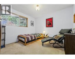 807 Spokane Street, Rossland, BC V0G1Y0 Photo 22