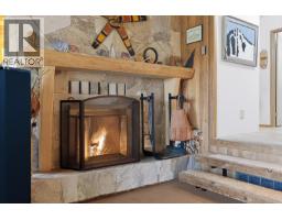 807 Spokane Street, Rossland, BC V0G1Y0 Photo 31