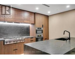 Bathroom - 2408 - 180 University Avenue, Toronto, ON M5H0A2 Photo 10