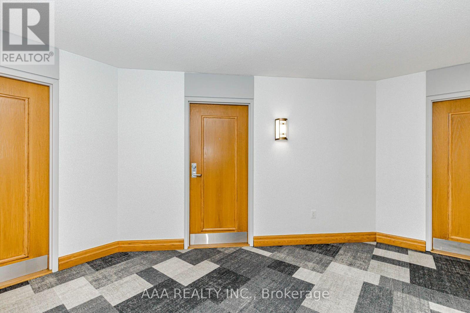 2101- 5 Concorde Place, Toronto, ON photo 6