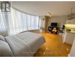 1009 - 33 Sheppard Avenue E, Toronto, ON M2N7K1 Photo 6
