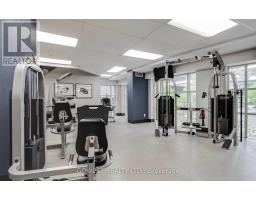 1009 - 33 Sheppard Avenue E, Toronto, ON M2N7K1 Photo 9