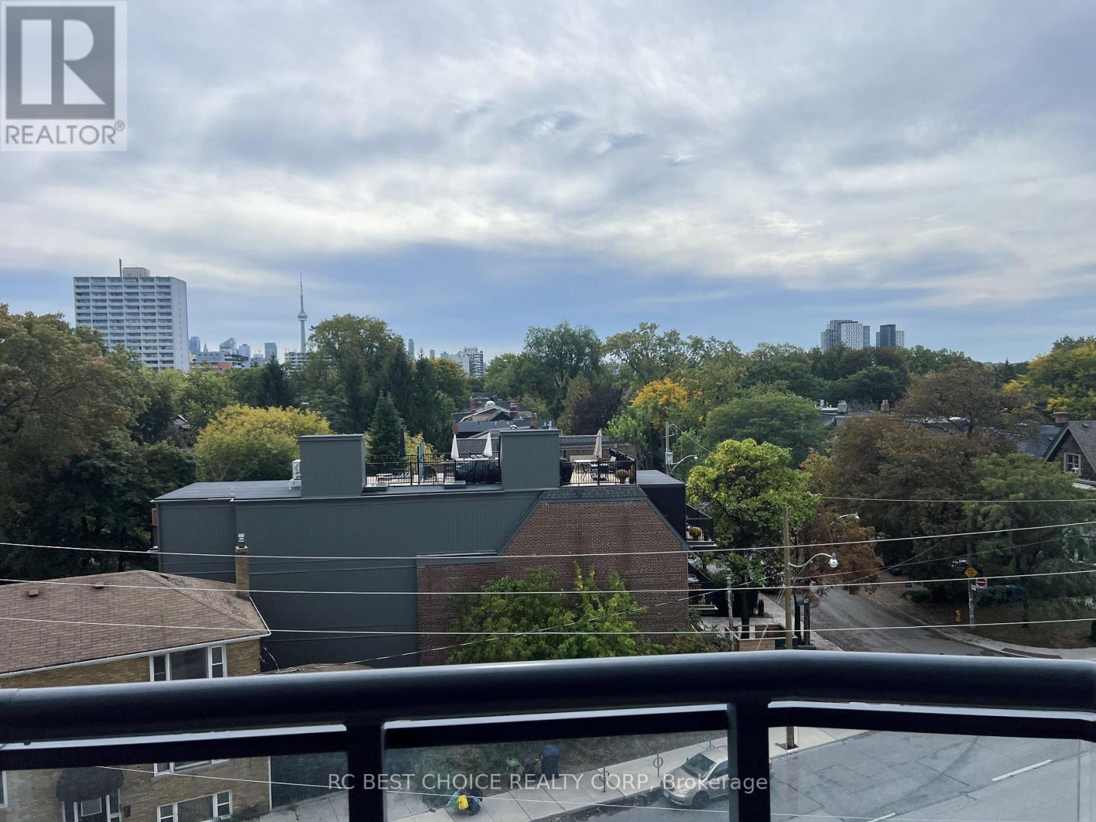 #503 322 DUPONT STREET - 15